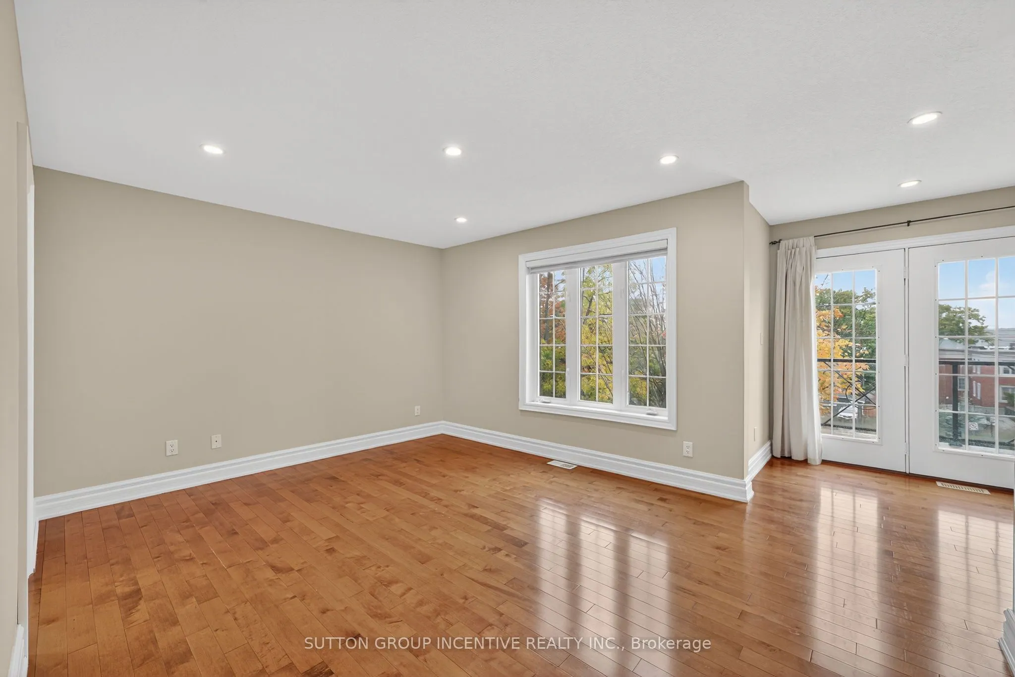 23 White Oaks Road, #5