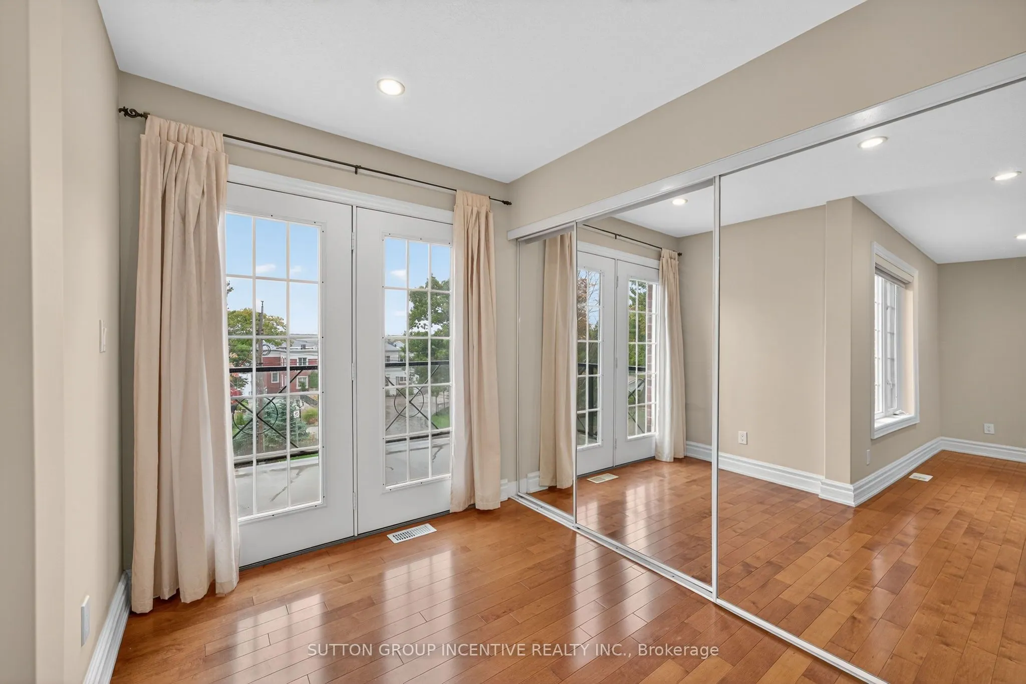 23 White Oaks Road, #5