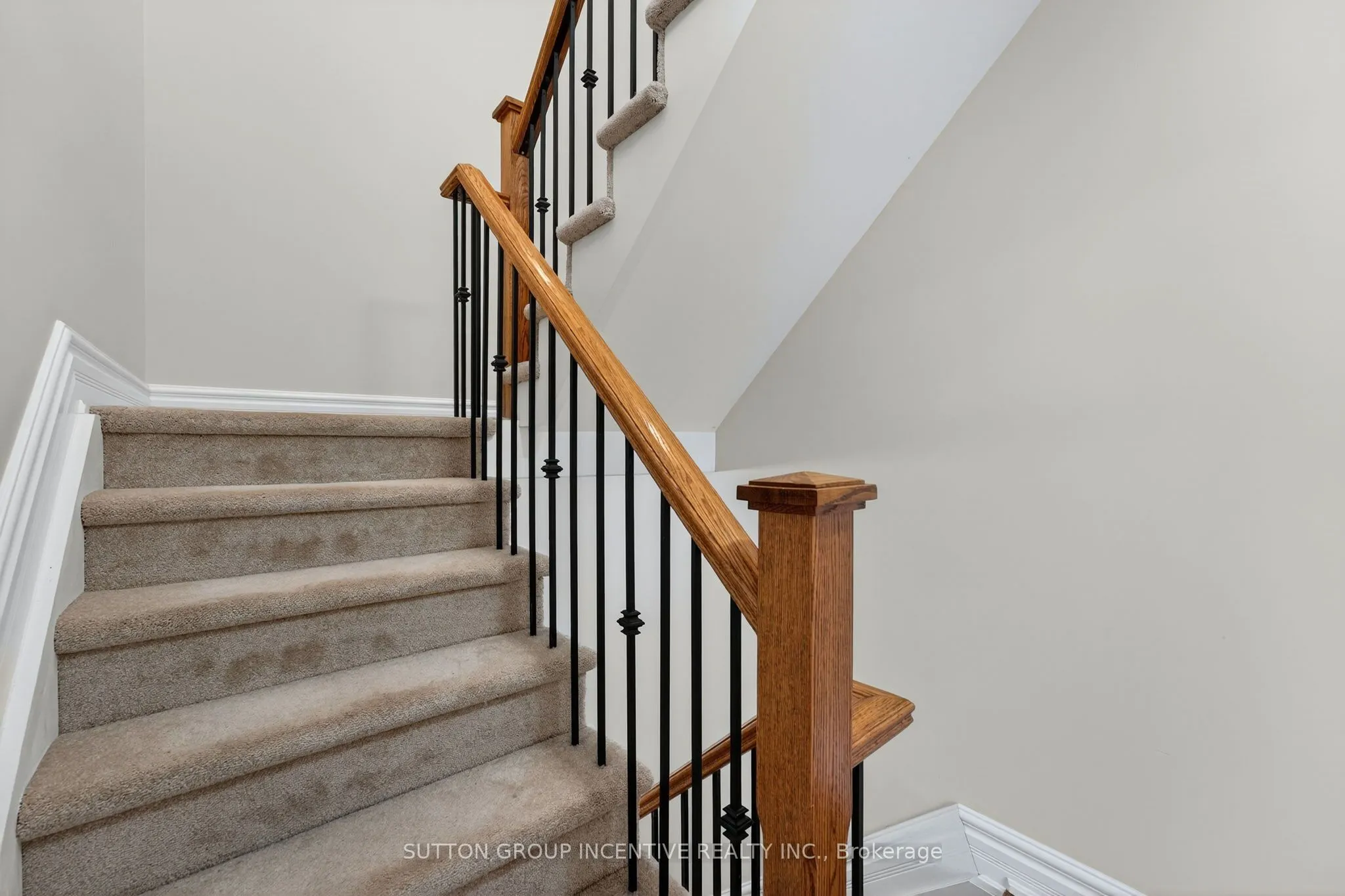 23 White Oaks Road, #5