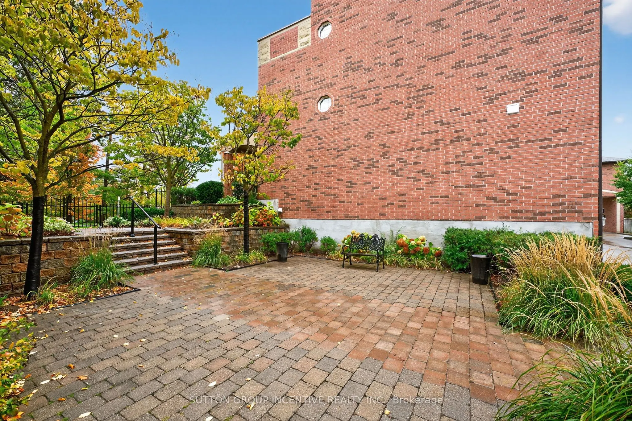 23 White Oaks Road, #5