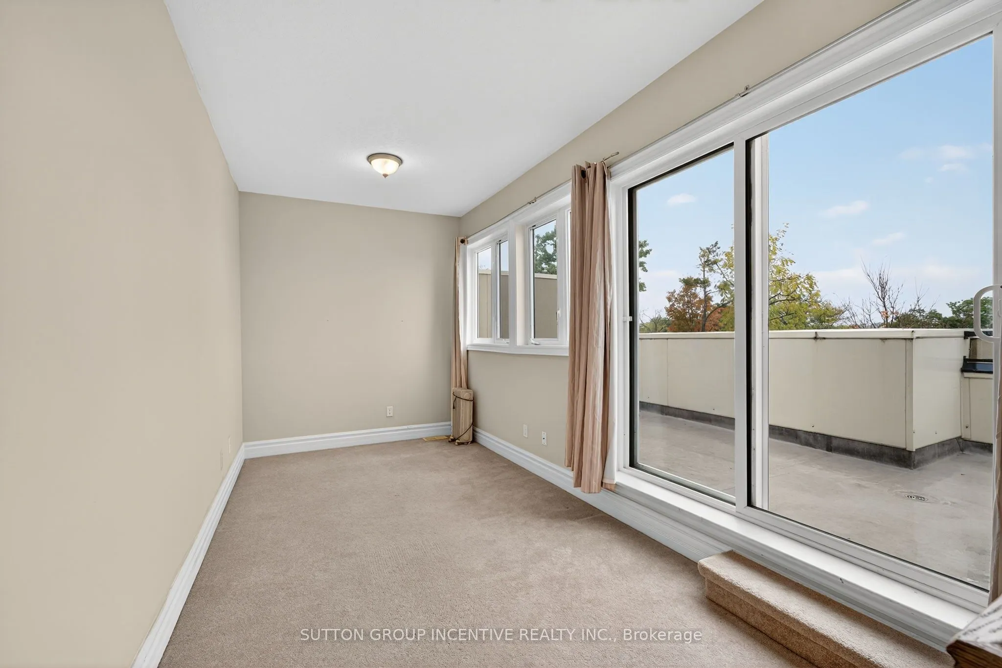 23 White Oaks Road, #5