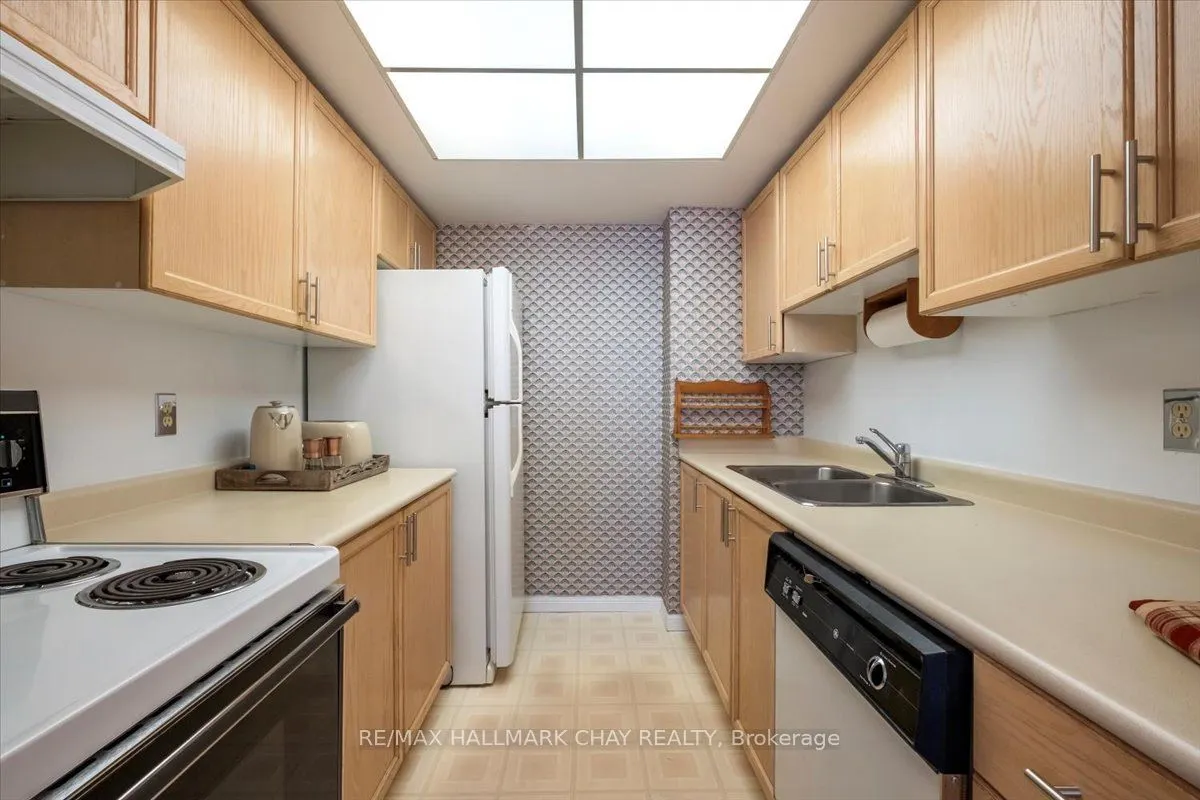 65 Ellen Street, #502