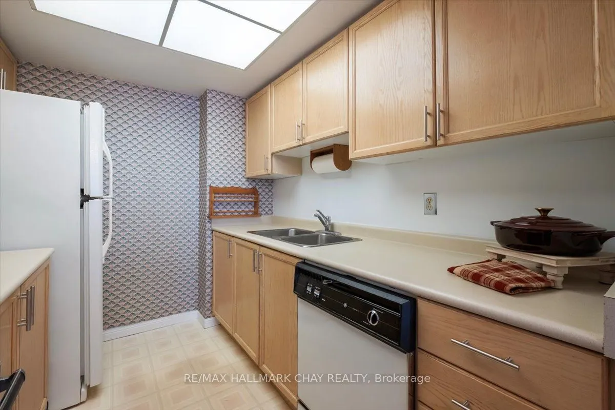 65 Ellen Street, #502