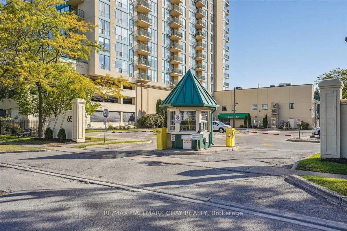 65 Ellen Street, #502