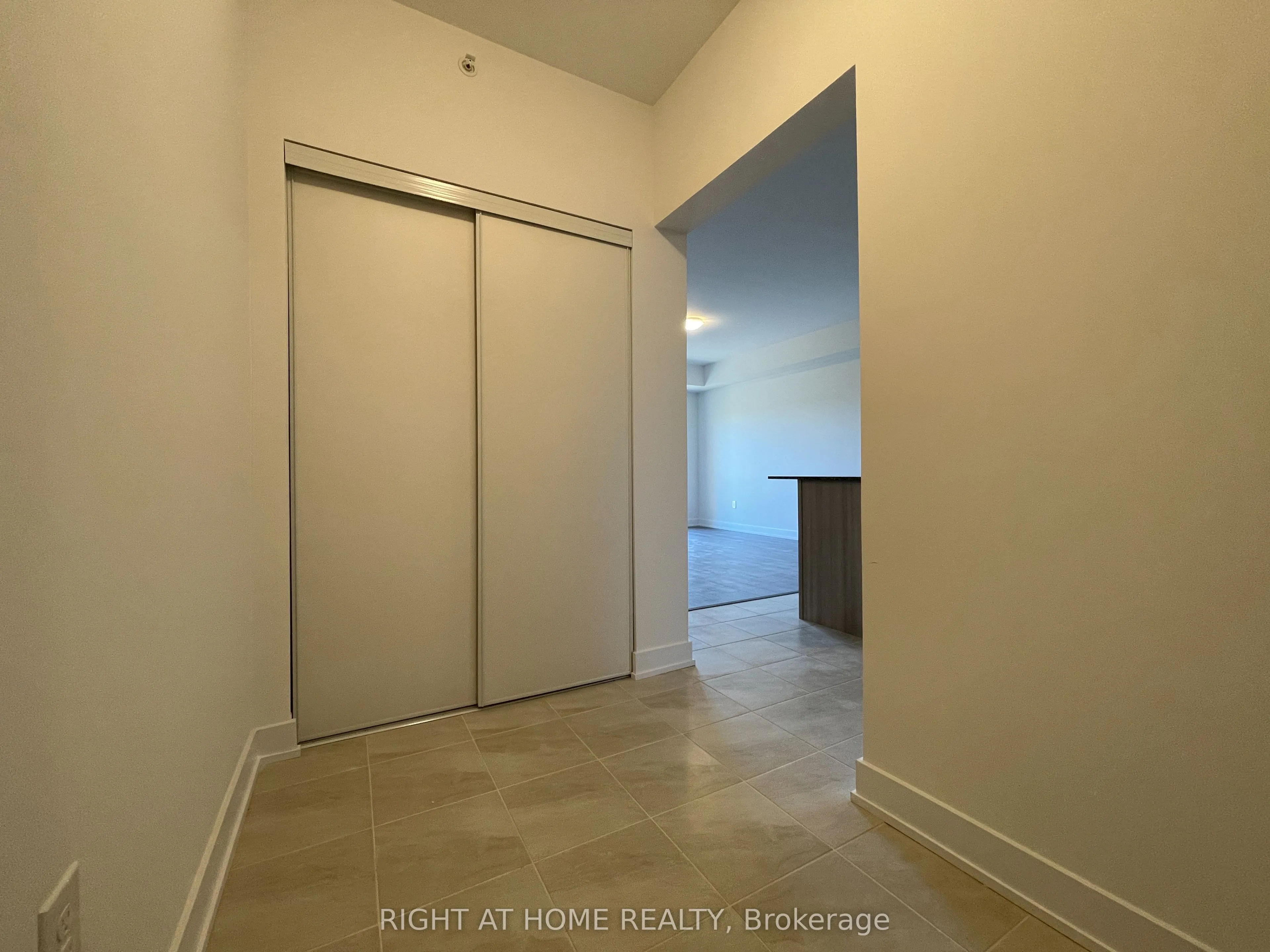 1 Chef Lane, #204