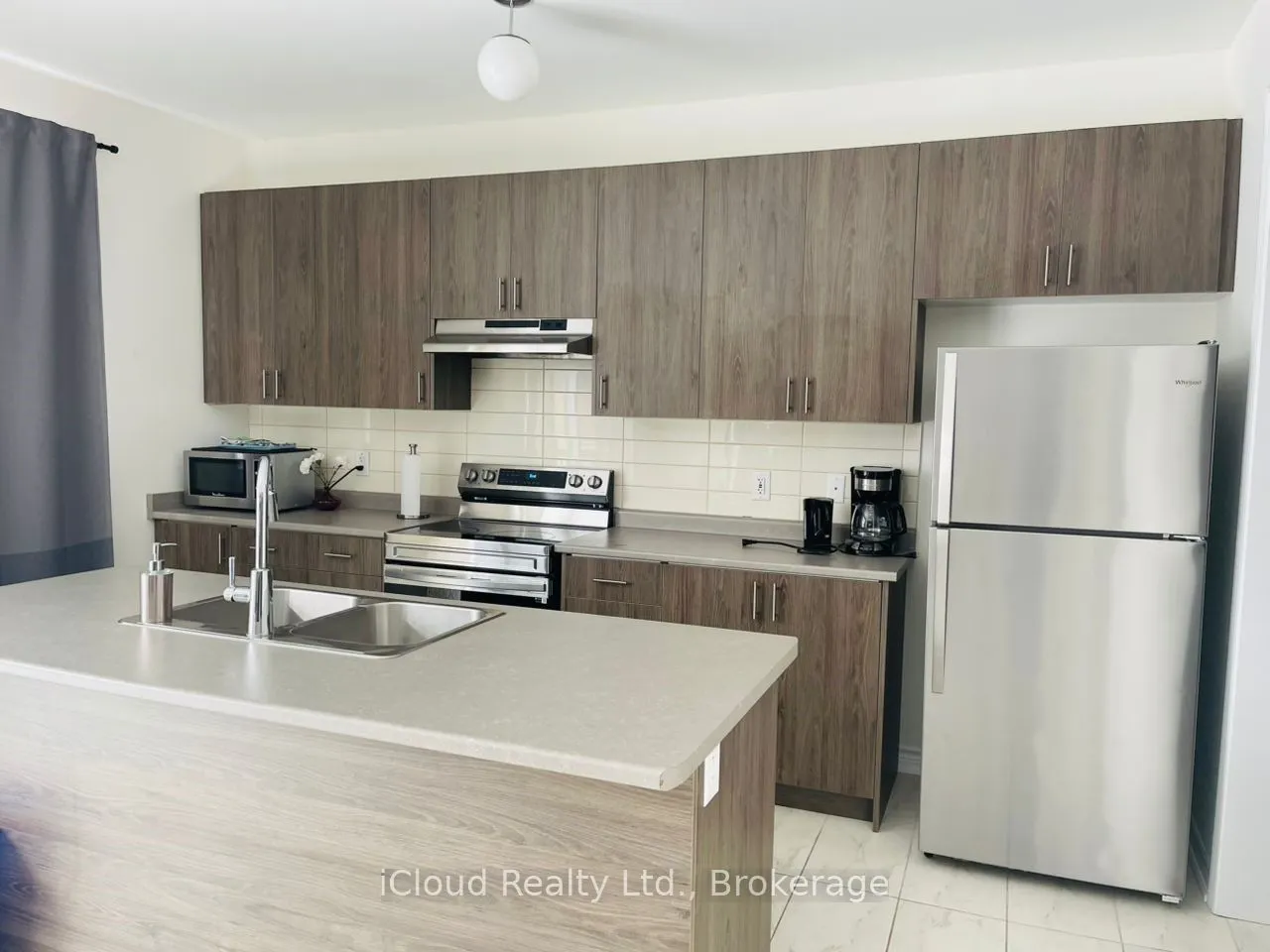 3 Beatrice Drive