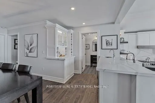 3 Greenwood Forest Road