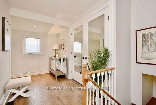 3 Greenwood Forest Road