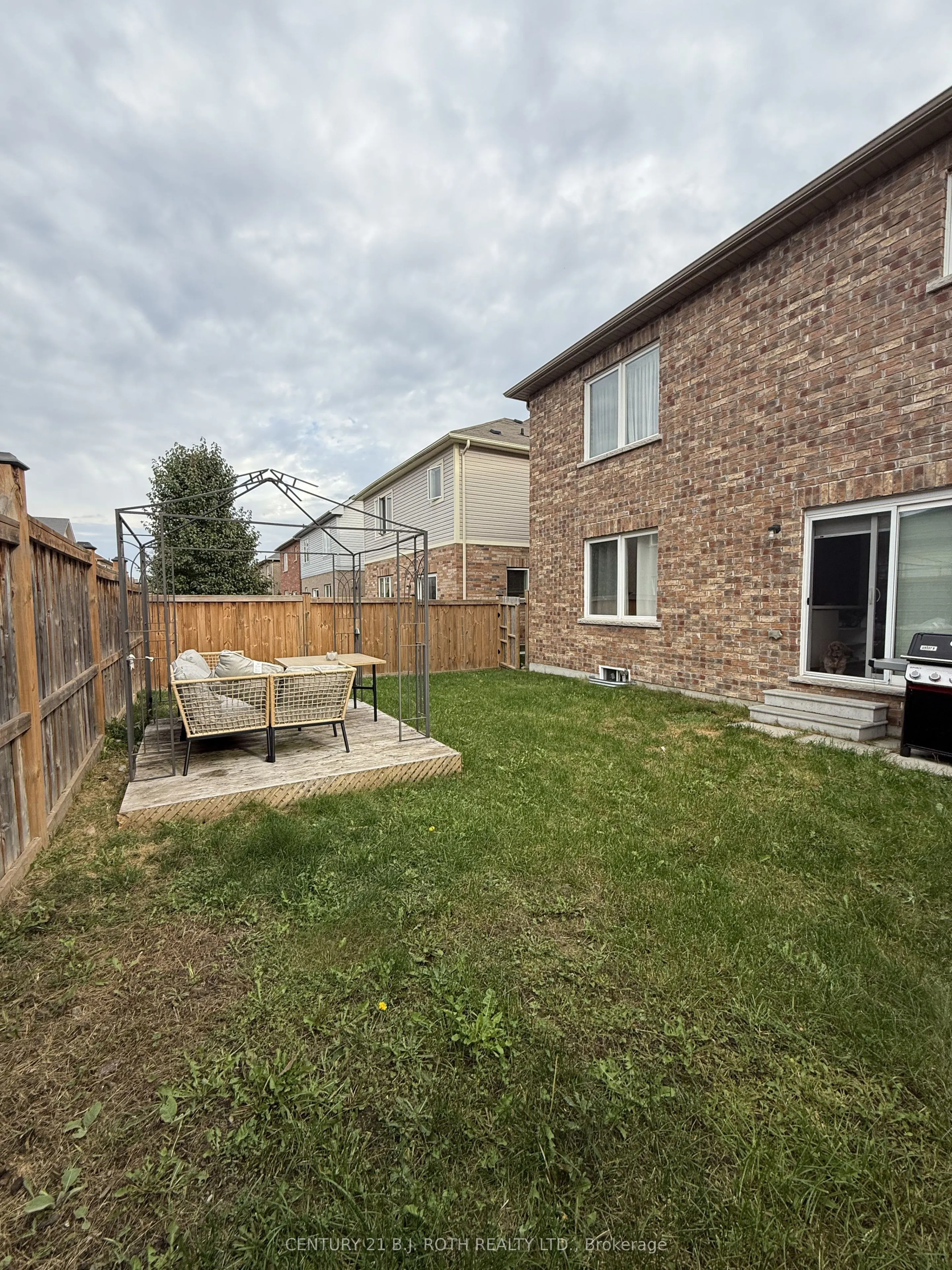 67 Megan Crescent