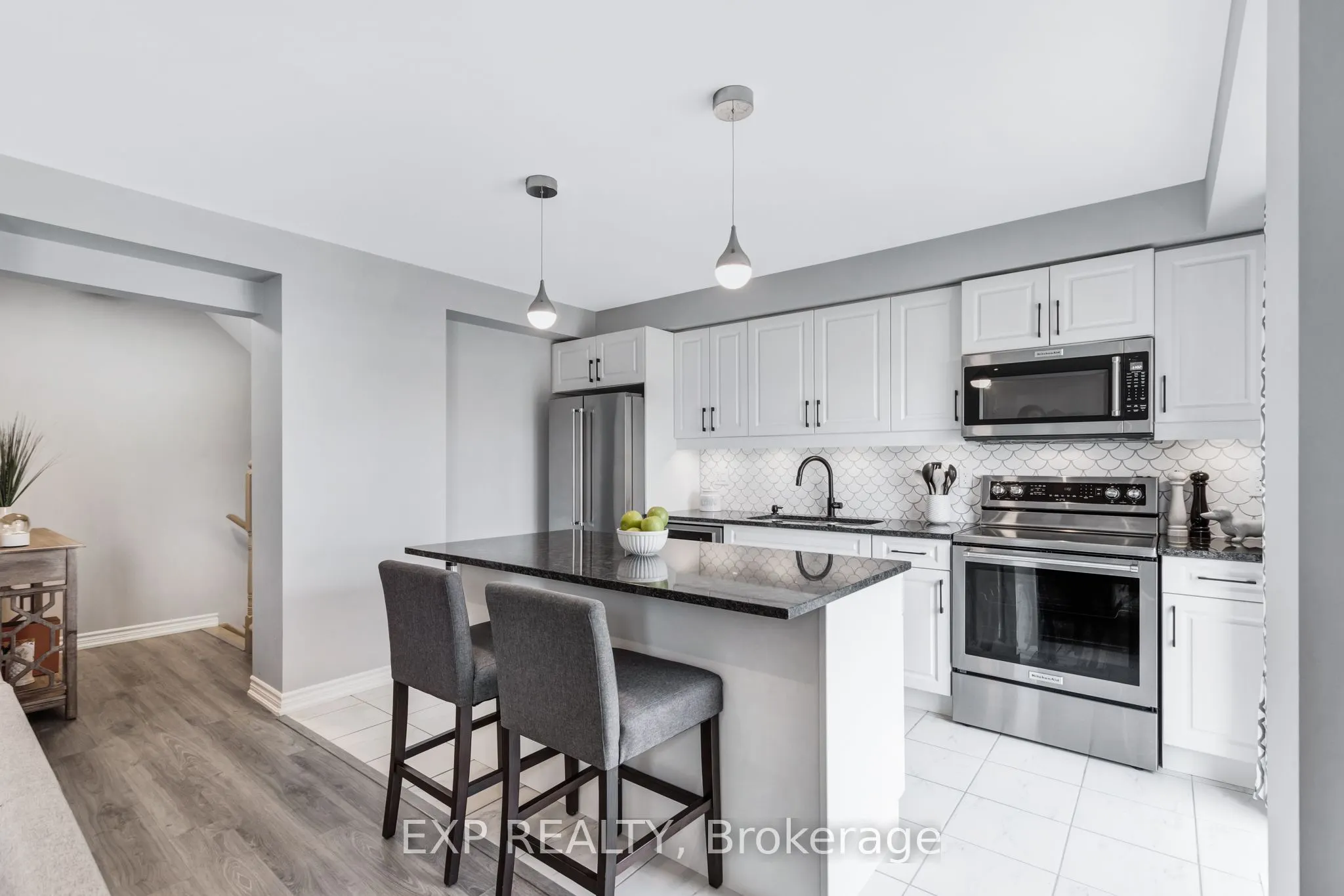 11 Kodiak Terrace