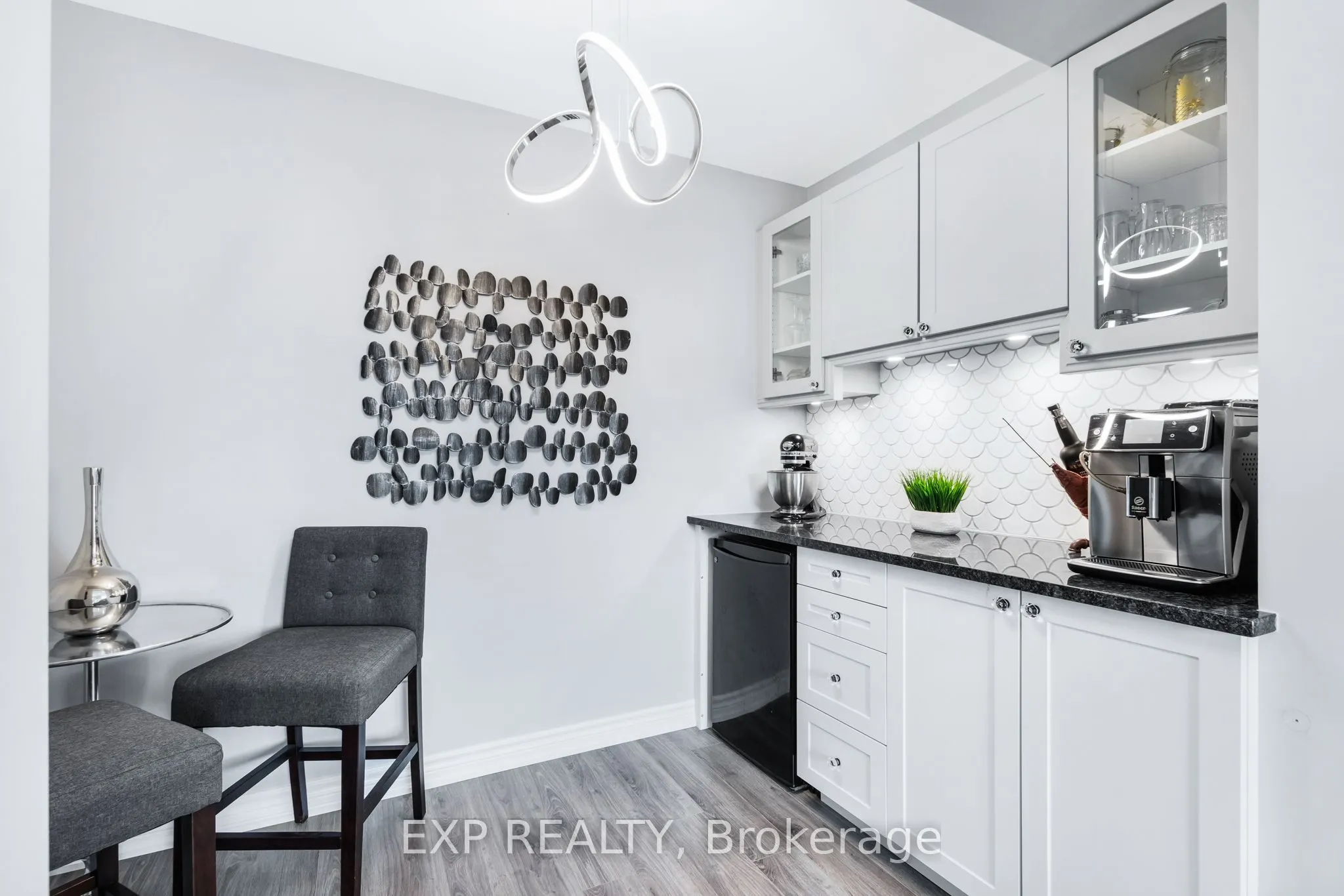 11 Kodiak Terrace