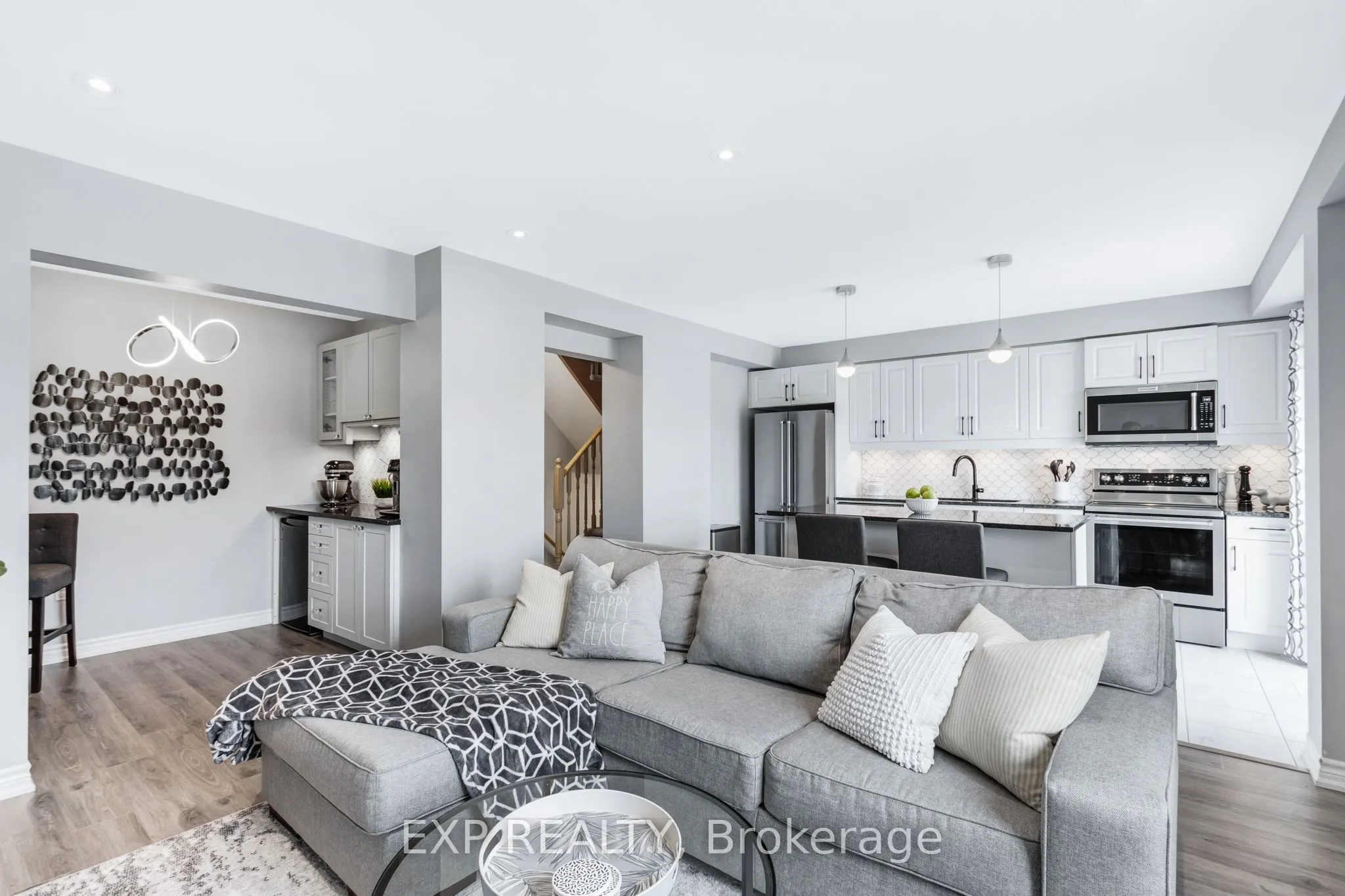 11 Kodiak Terrace
