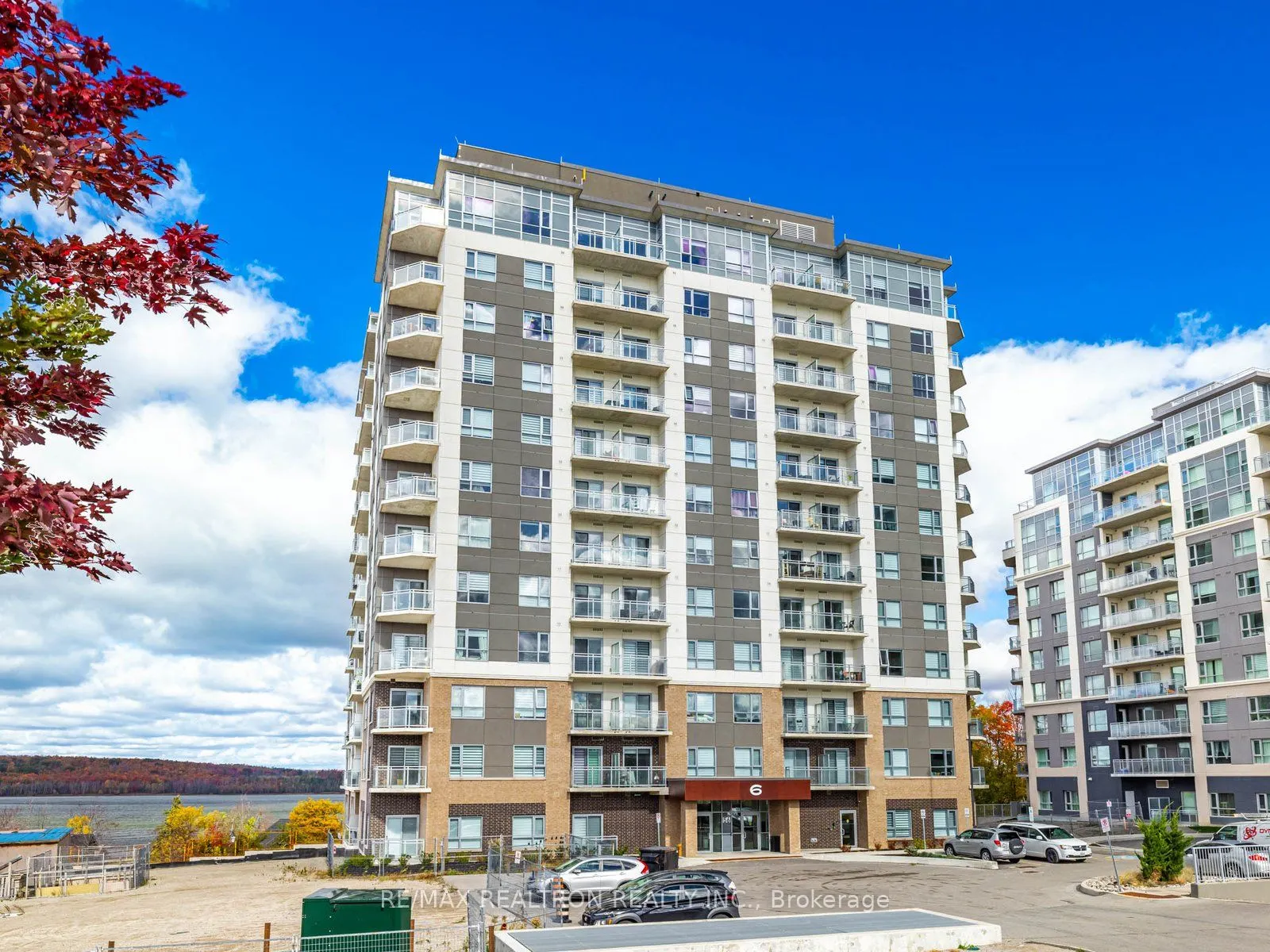 56 Lakeside Terrace, #506