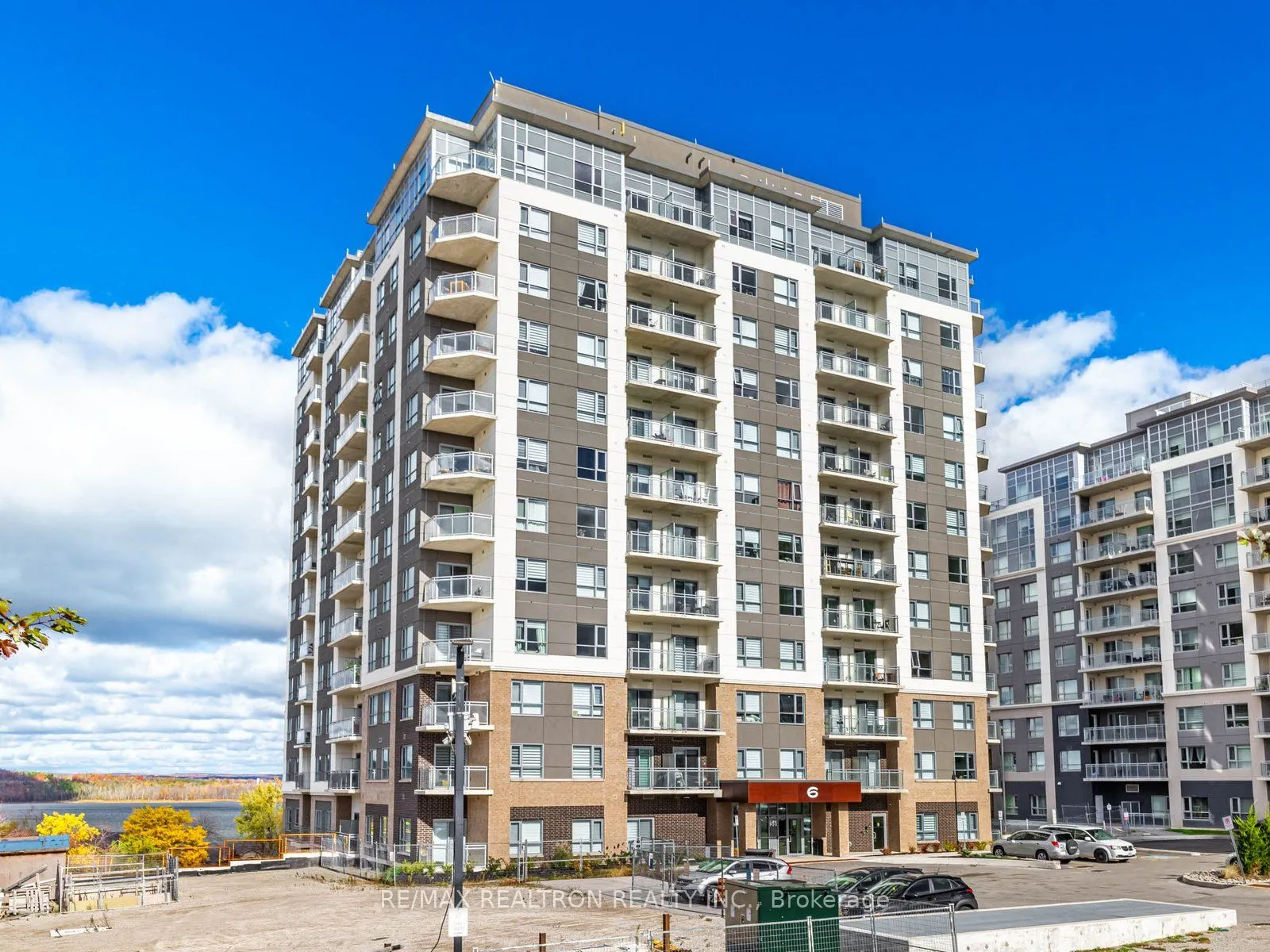 56 Lakeside Terrace, #506