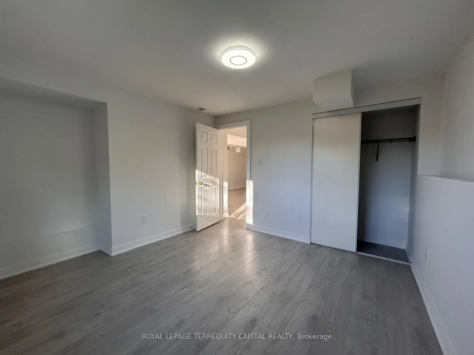 65 Moir Crescent, #Lower