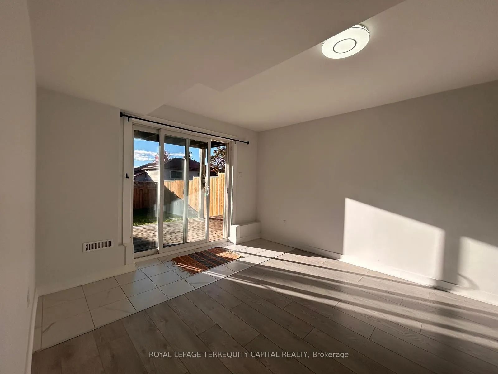 65 Moir Crescent, #Lower