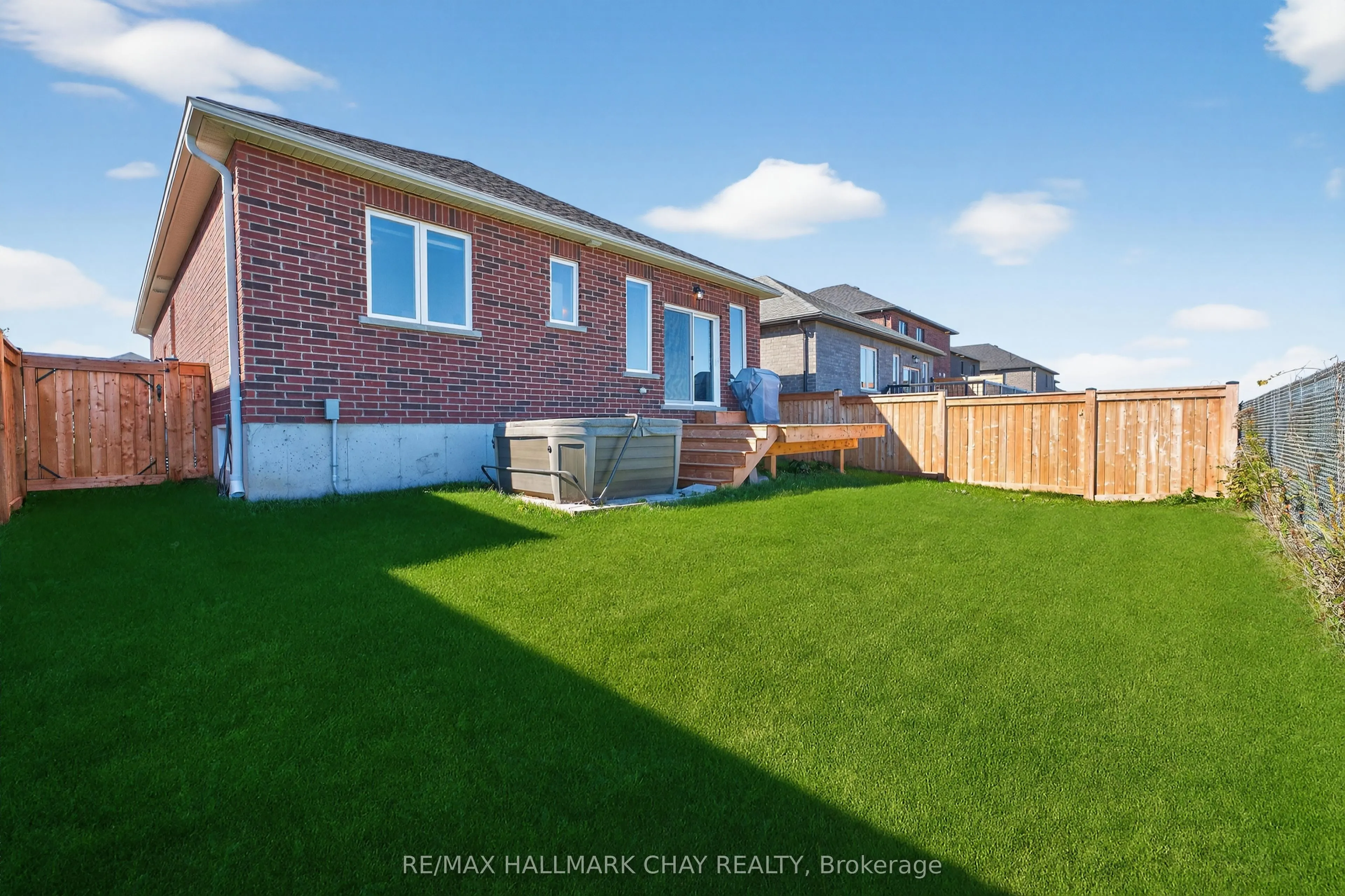 138 Ritchie Crescent