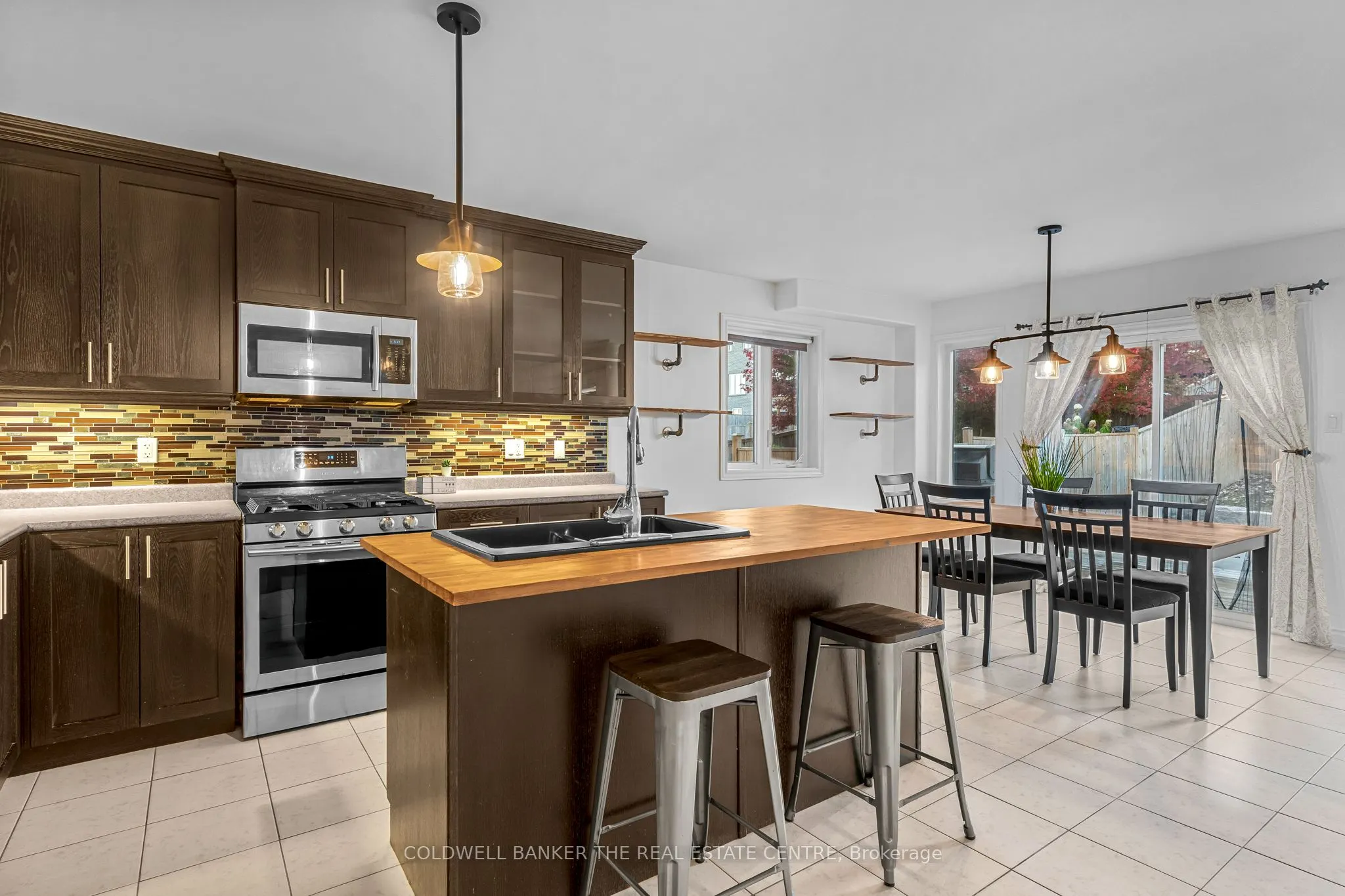 3086 Emperor Drive
