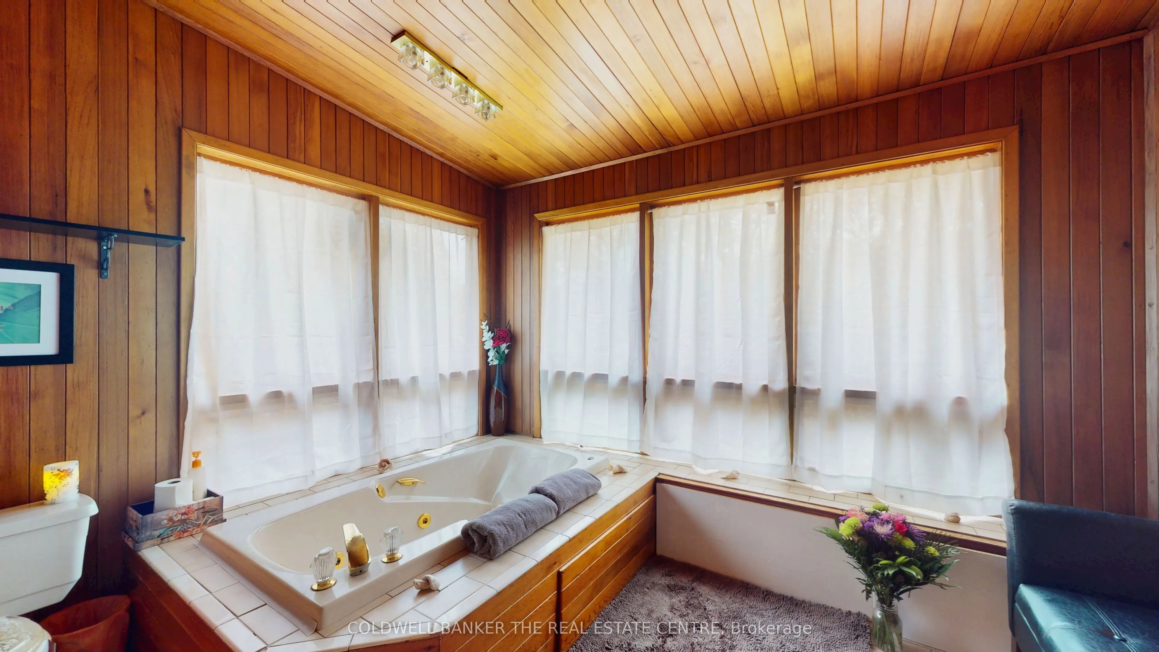 2562 NORTON Road