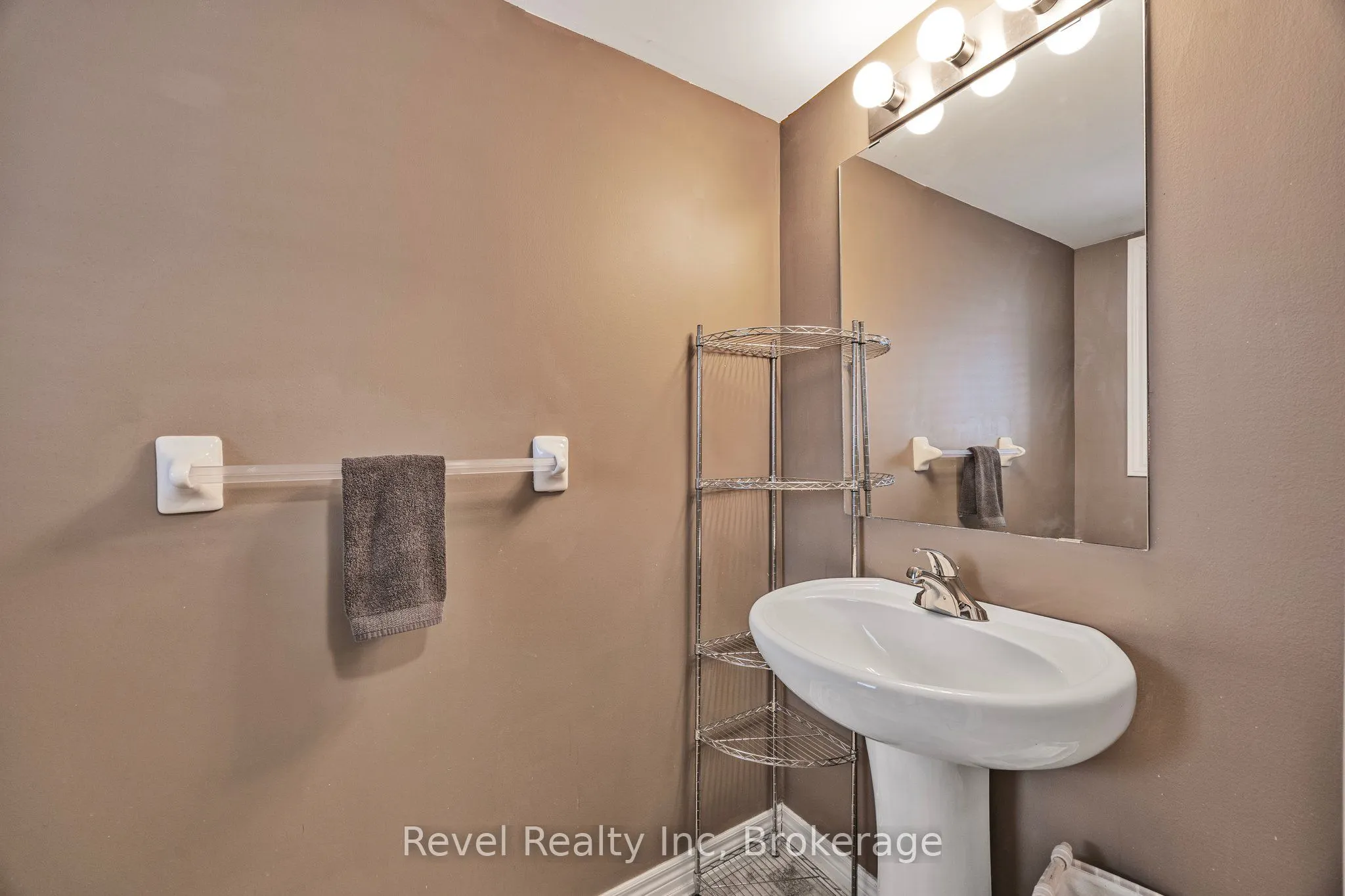 1041 Cook Drive