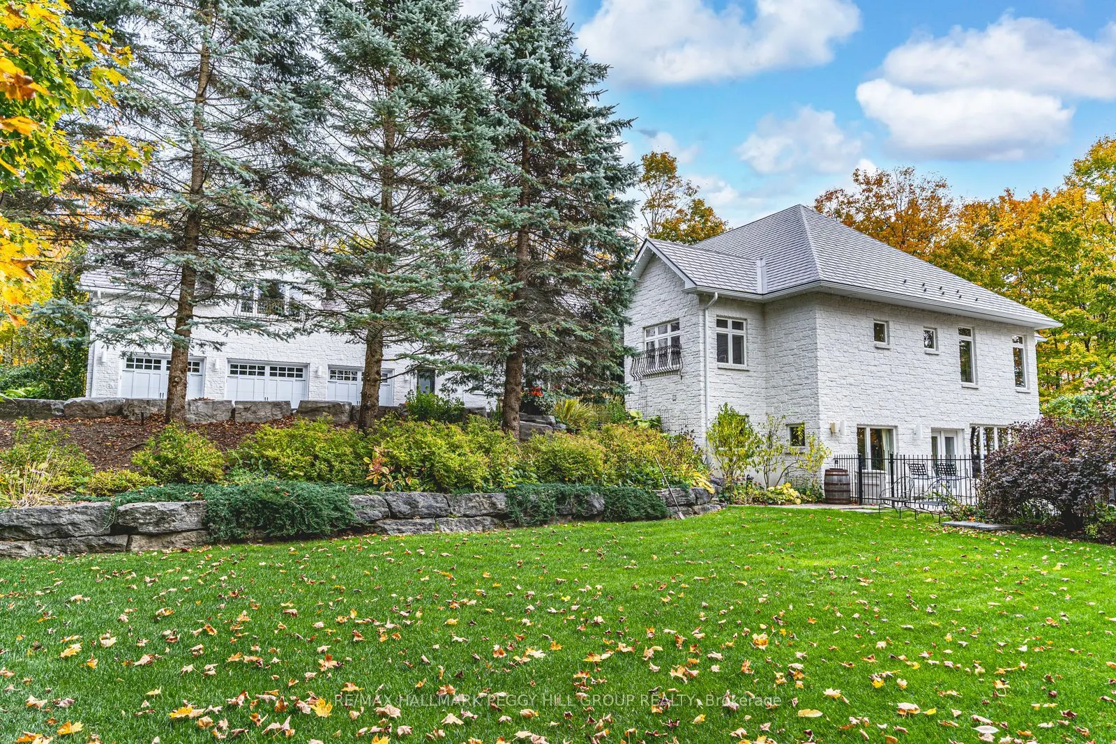7 Maple Ridge Road