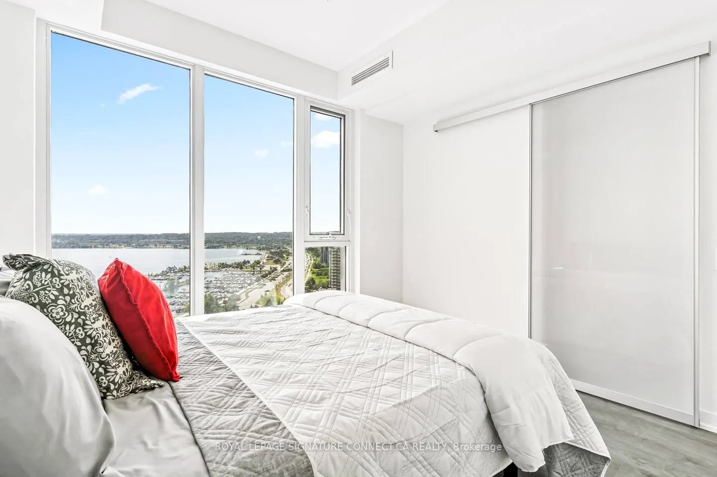 39 Mary Street, #1609