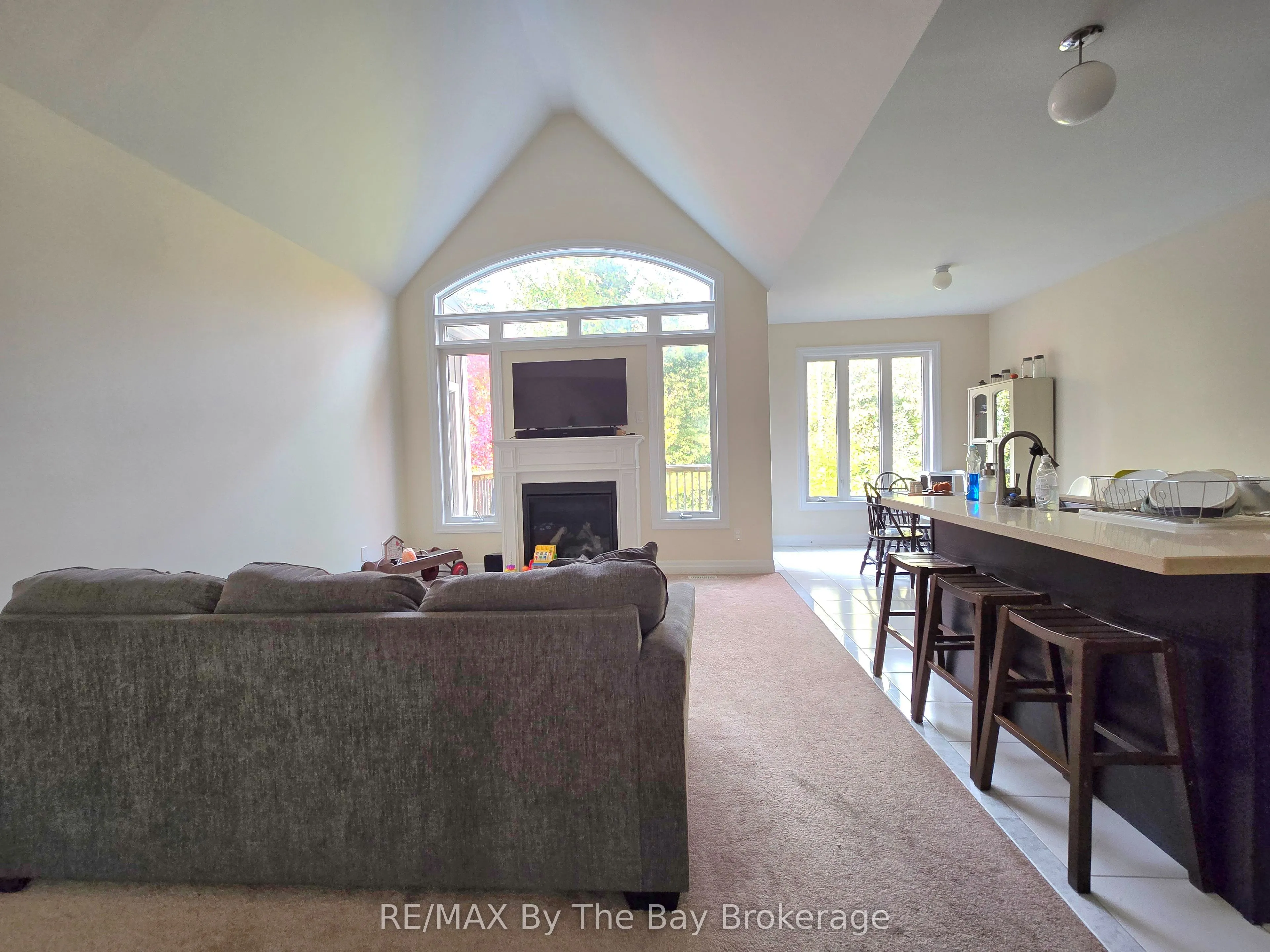 93 Allegra Drive, #Upper