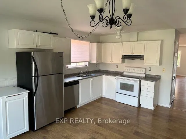 16 Lucas Avenue, #UPPER