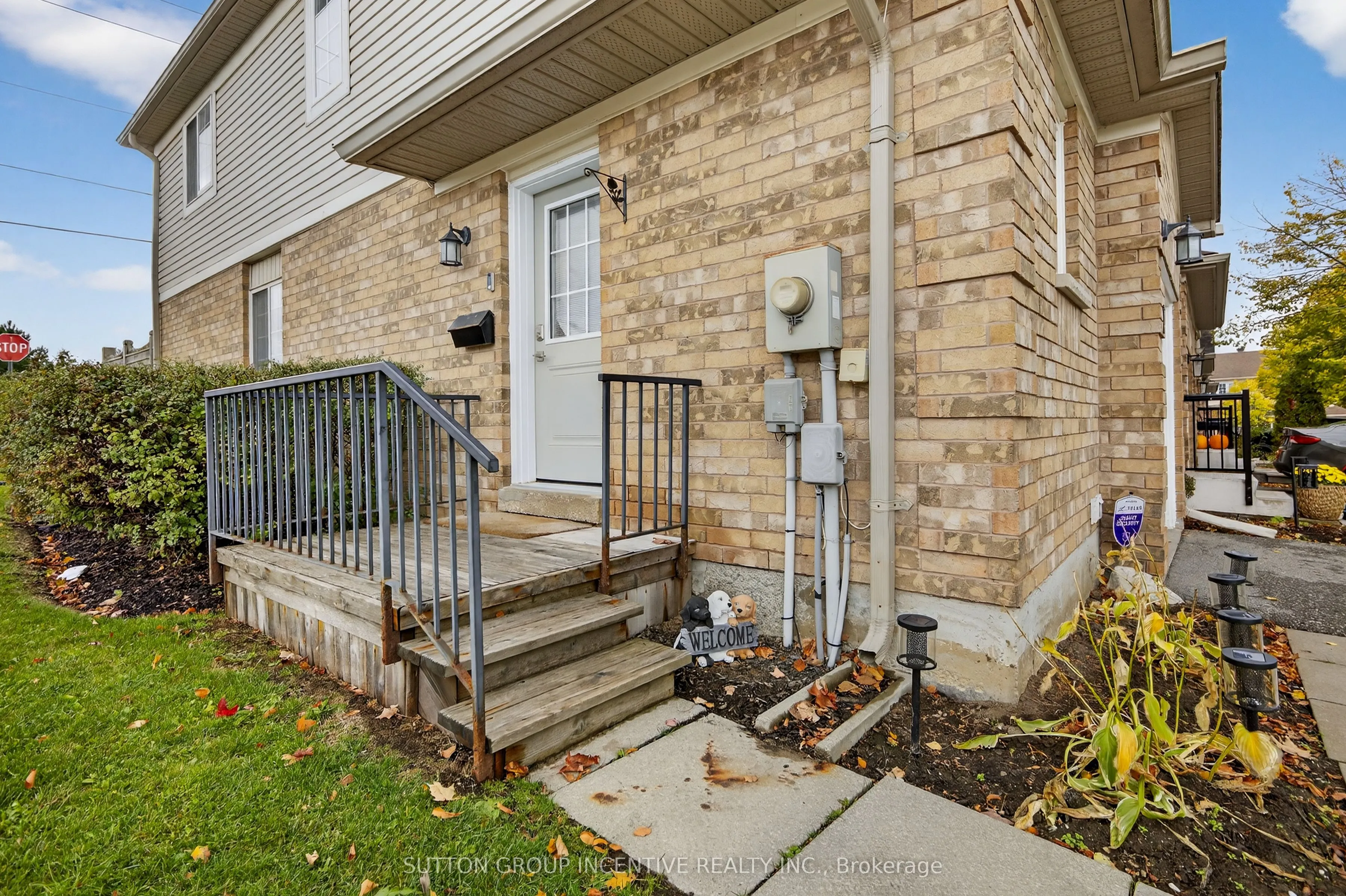 430 Mapleview Drive E, #1