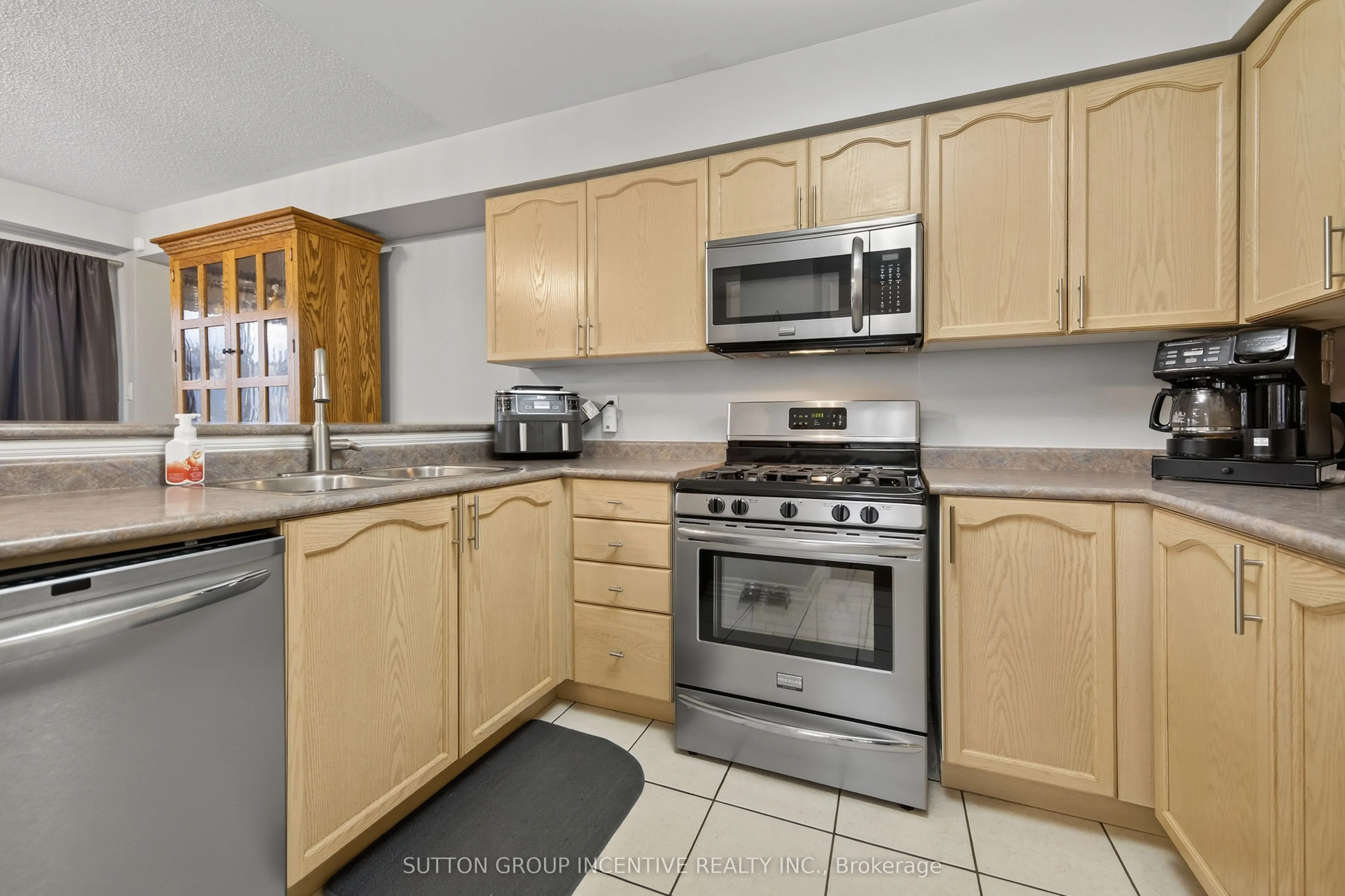 430 Mapleview Drive E, #1