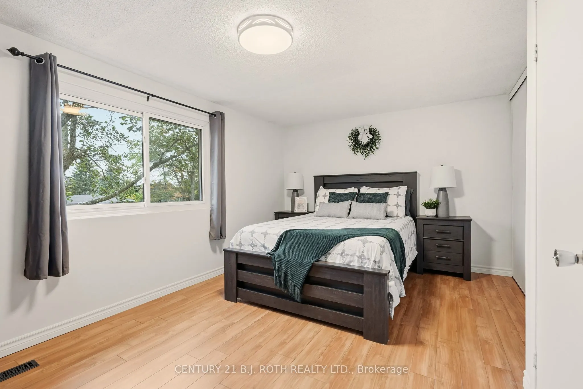 235 Steel Street, #4
