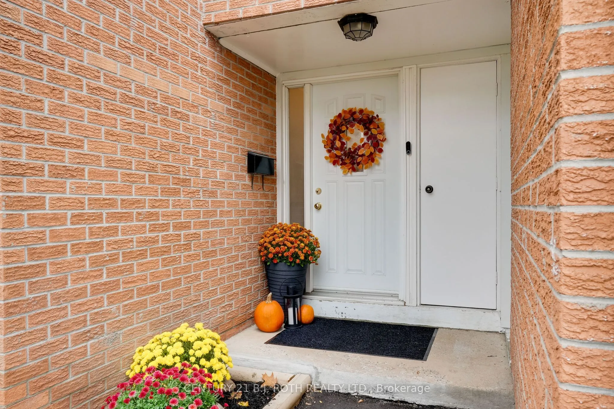 235 Steel Street, #4
