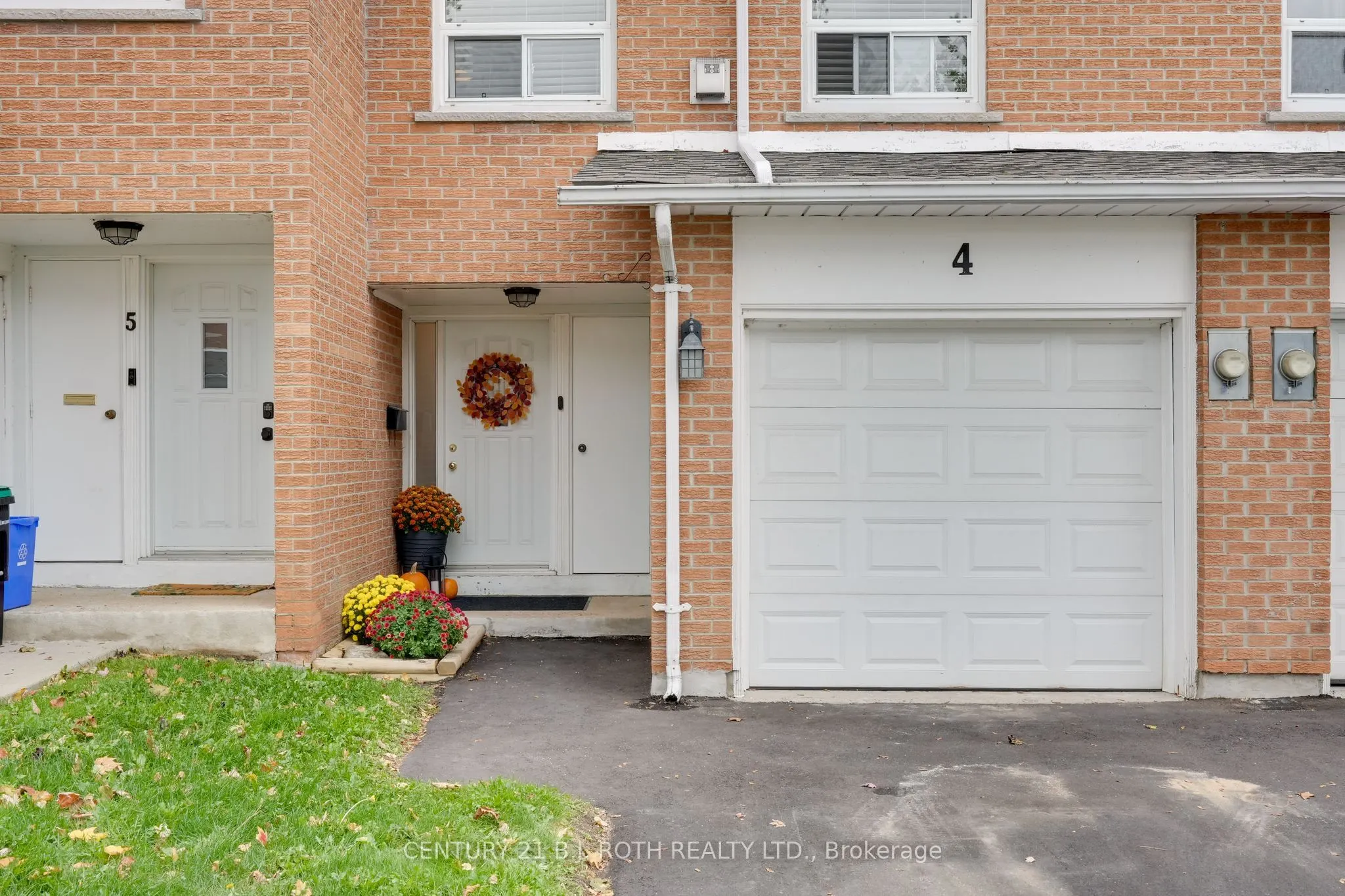 235 Steel Street, #4