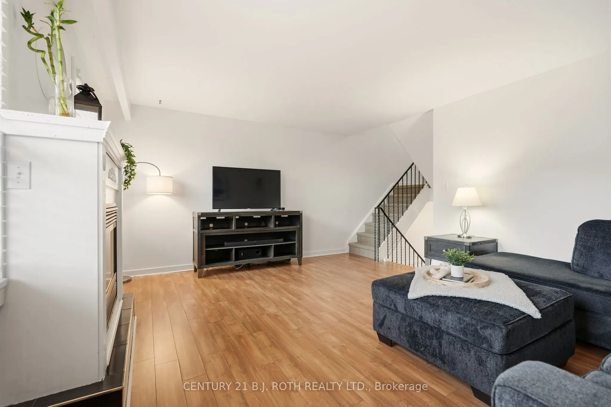 235 Steel Street, #4