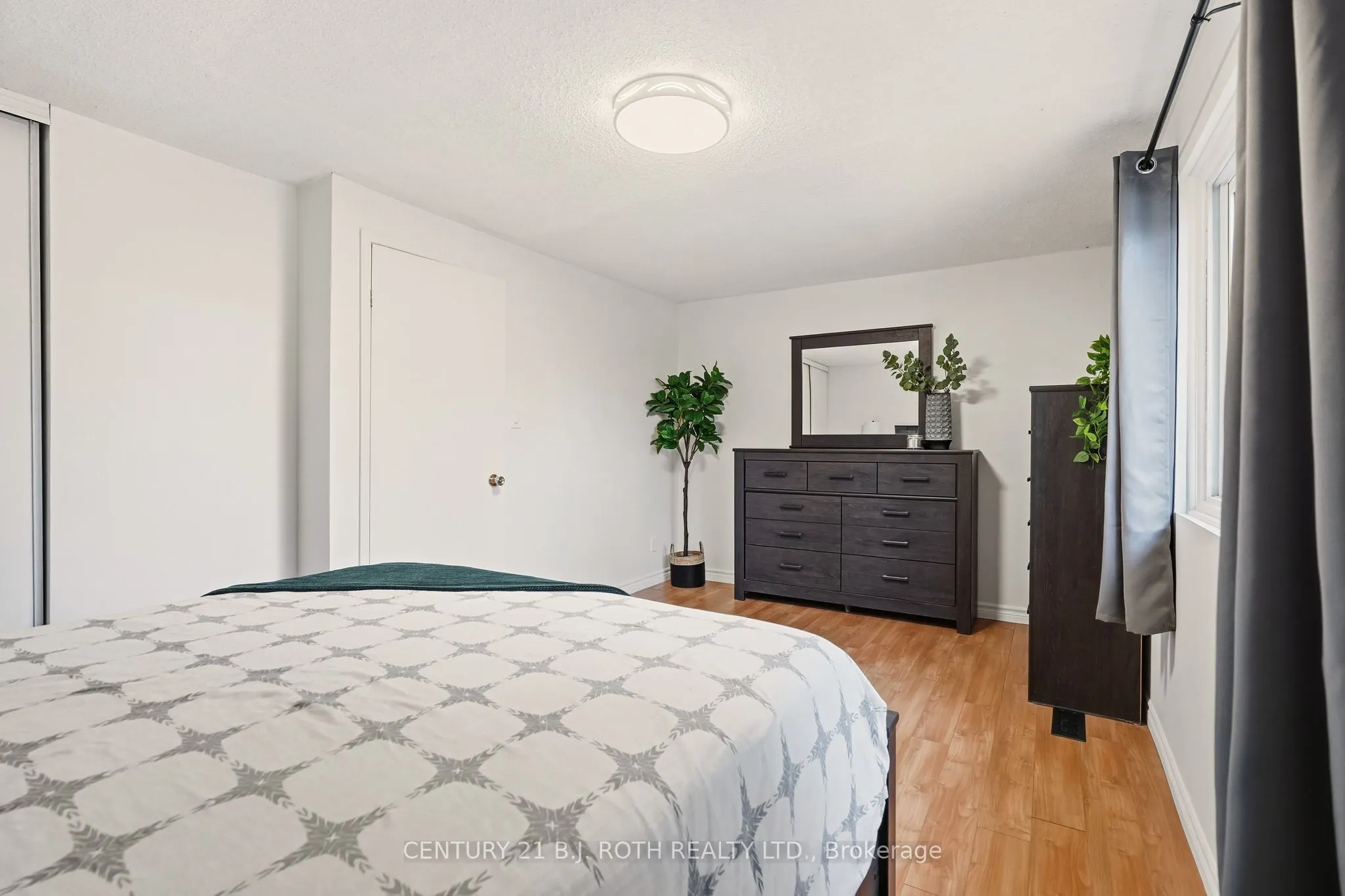 235 Steel Street, #4