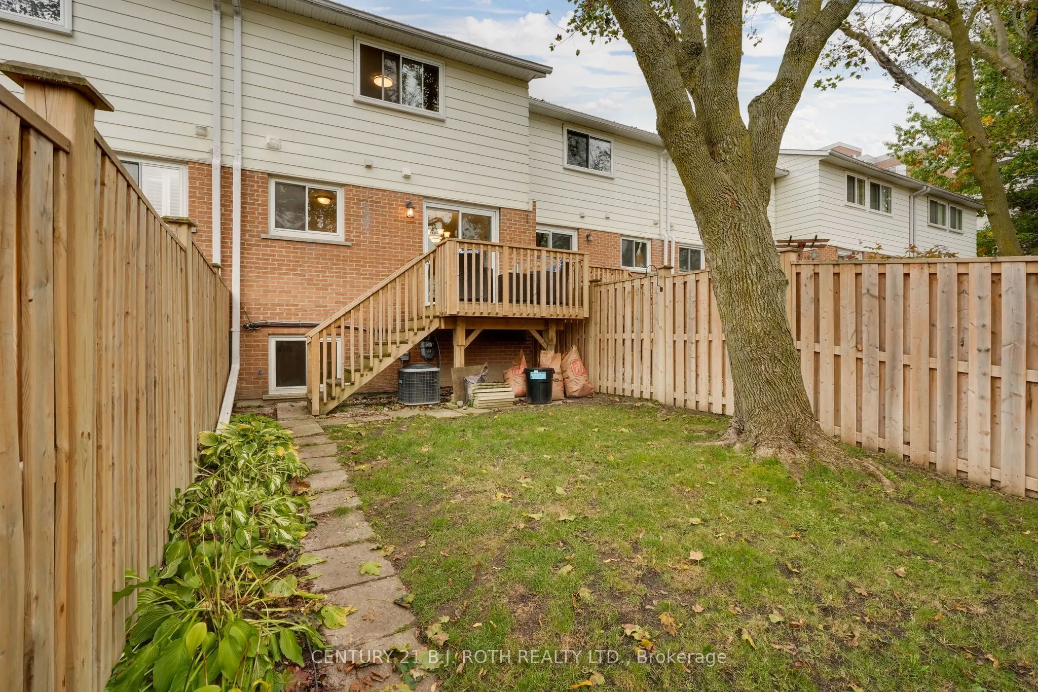 235 Steel Street, #4