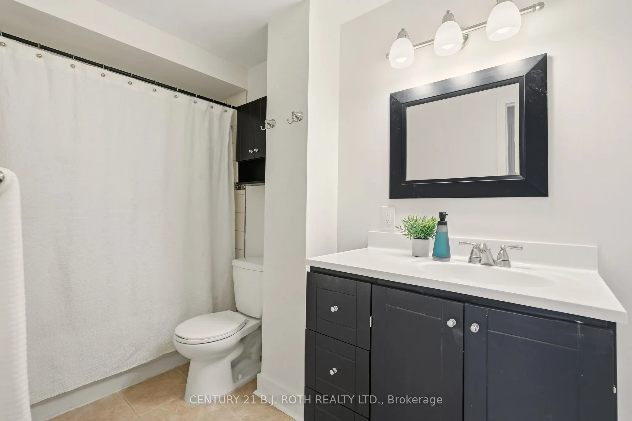 235 Steel Street, #4