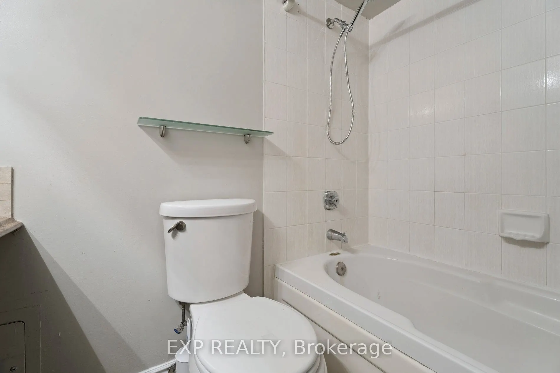 140 Dunlop Street E, #301