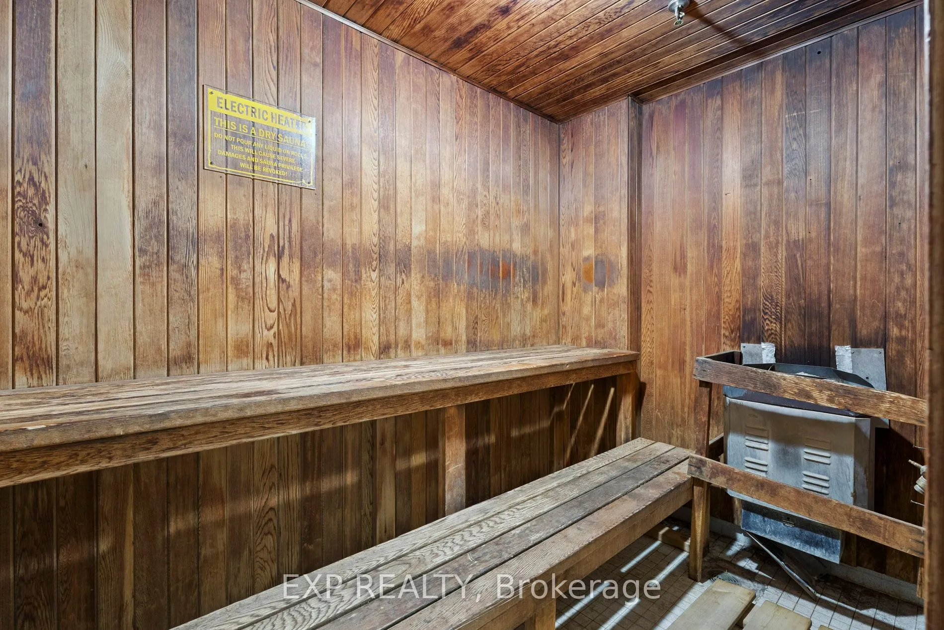 140 Dunlop Street E, #301