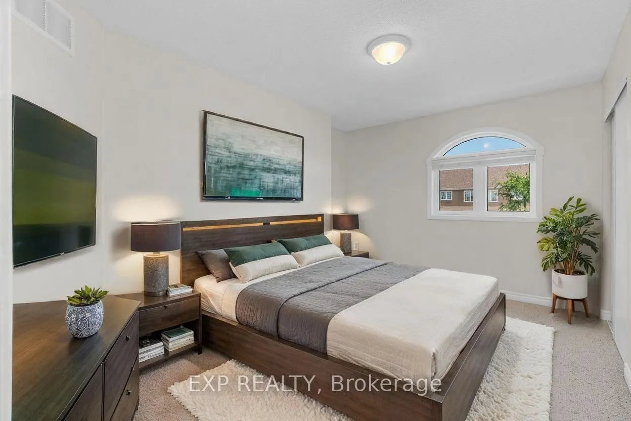 135 Sydenham Wells, #3