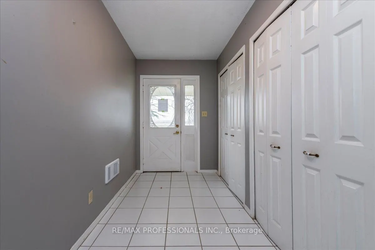 100 Tiny Flos Townline