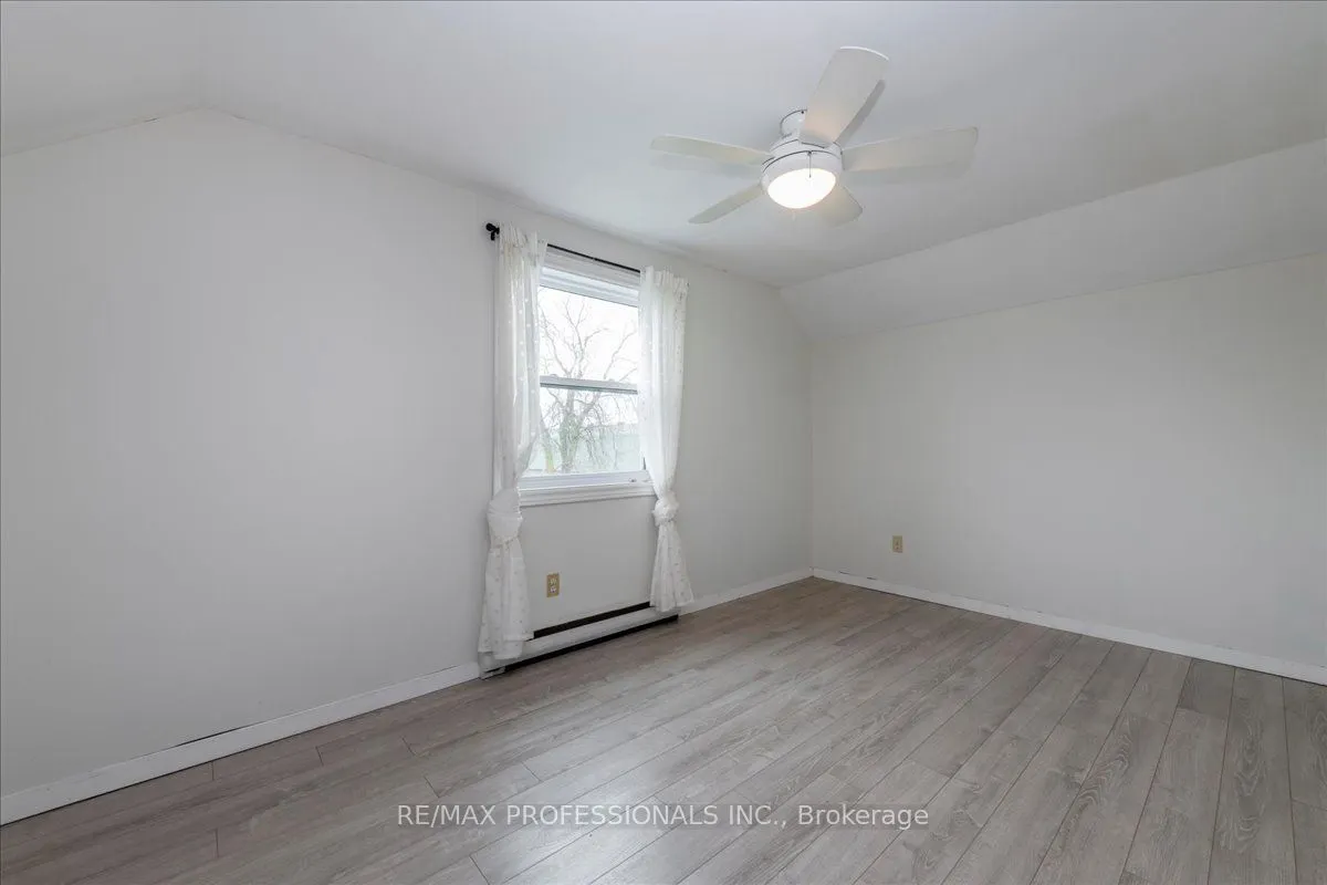 100 Tiny Flos Townline
