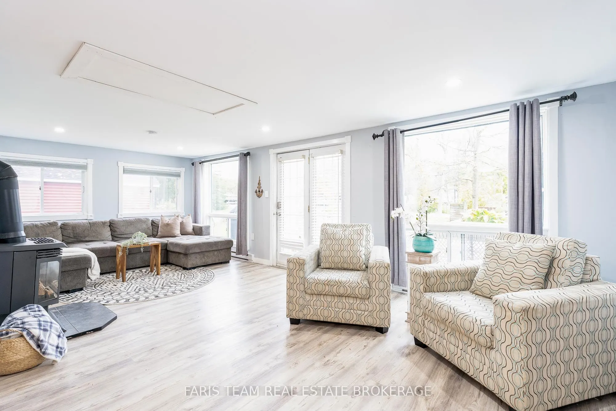 53 Playfair Drive