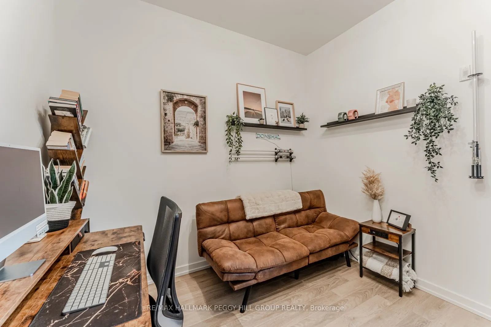 21 Matchedash Street S, #310