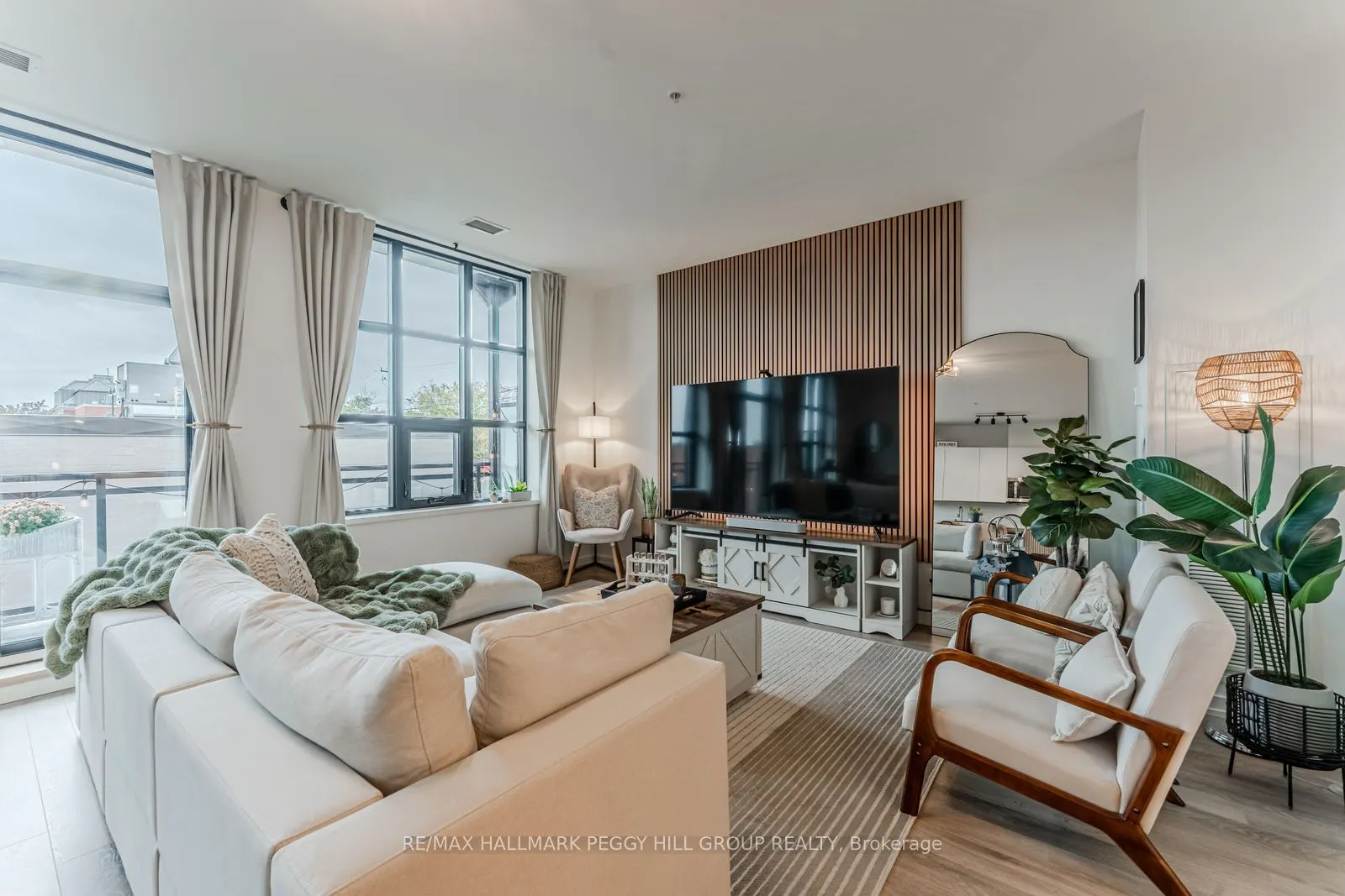 21 Matchedash Street S, #310