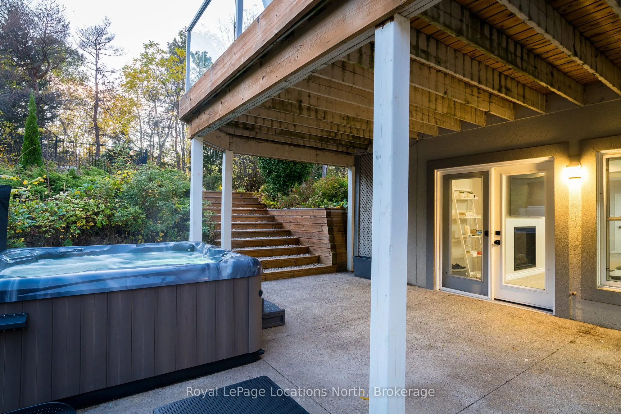 7833 Poplar Side Road