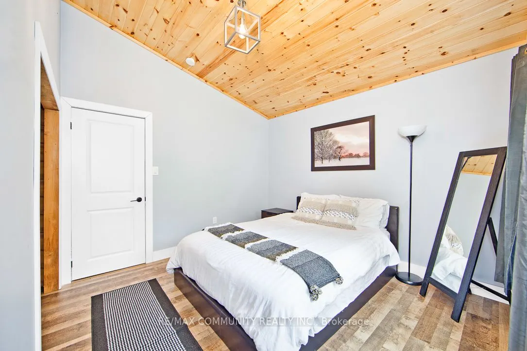 6605 Pioneer Village Lane