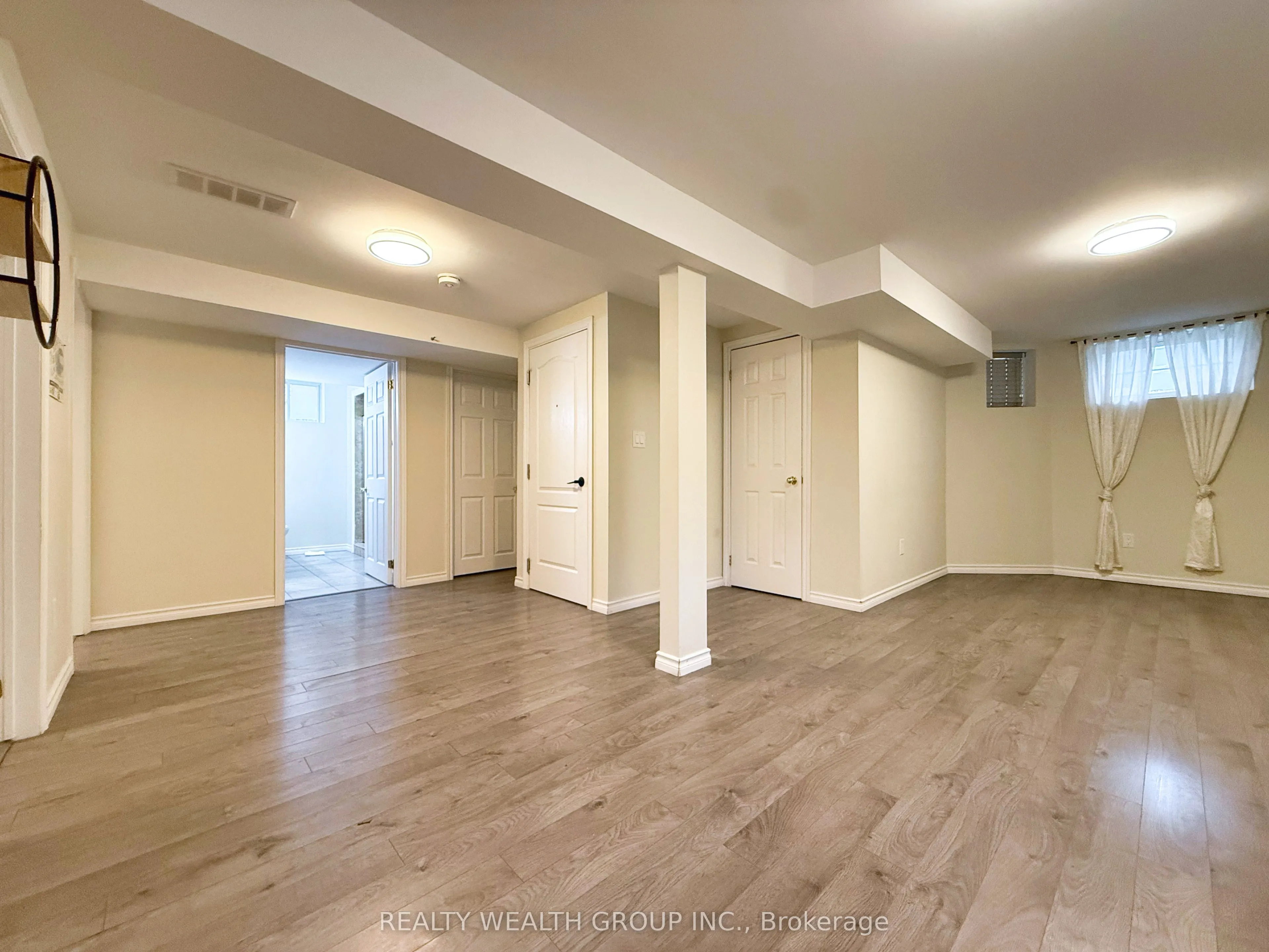 61 Stollar Boulevard, #Lower