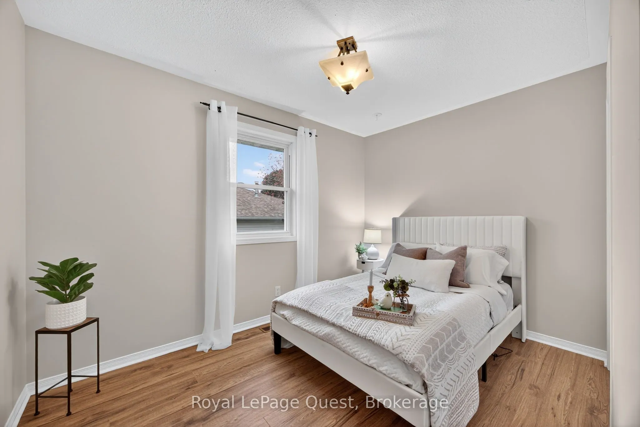 42 Jordon Crescent