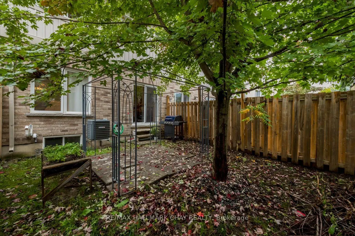 90 Sovereigns Gate, #7